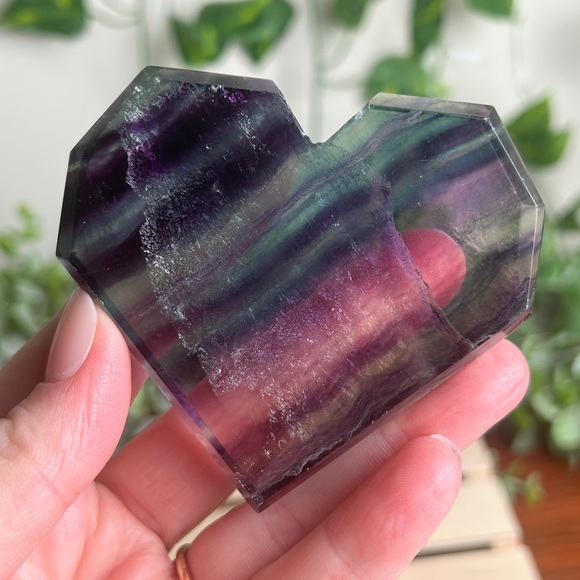 Rainbow Fluorite Geometric Heart Carving (imperfect) - Picture 3 of 4